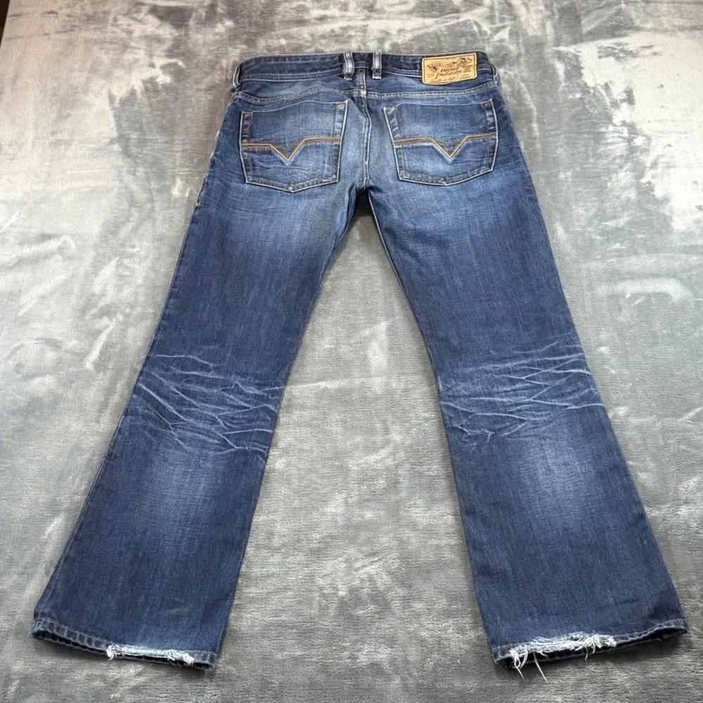 Diesel Men's Bootcut Jeans in Faded Blue Wash